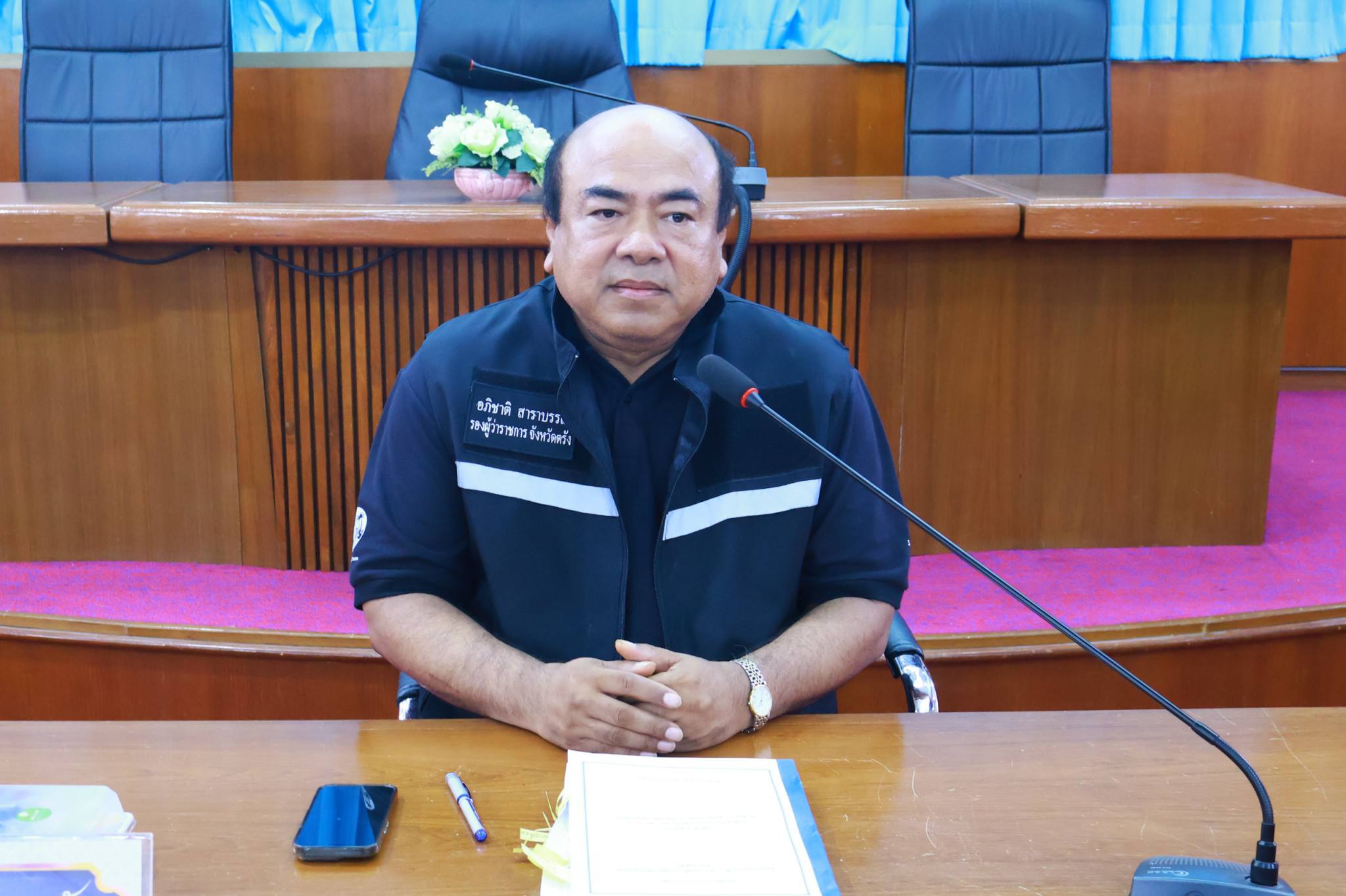 จังหวัดตรัง  ประชุมคณะกรรมการข้าราชการองค์การบริหารส่วนจังหวัด จังหวัดตรัง (ก.จ.จ.ตรัง) ครั้งที่ 4/2569 เพื่อพิจารณาข้อราชการและแนวทางการบริหารงานบุคคลให้สอดคล้องกับระเบียบและสถานการณ์ปัจจุบัน    