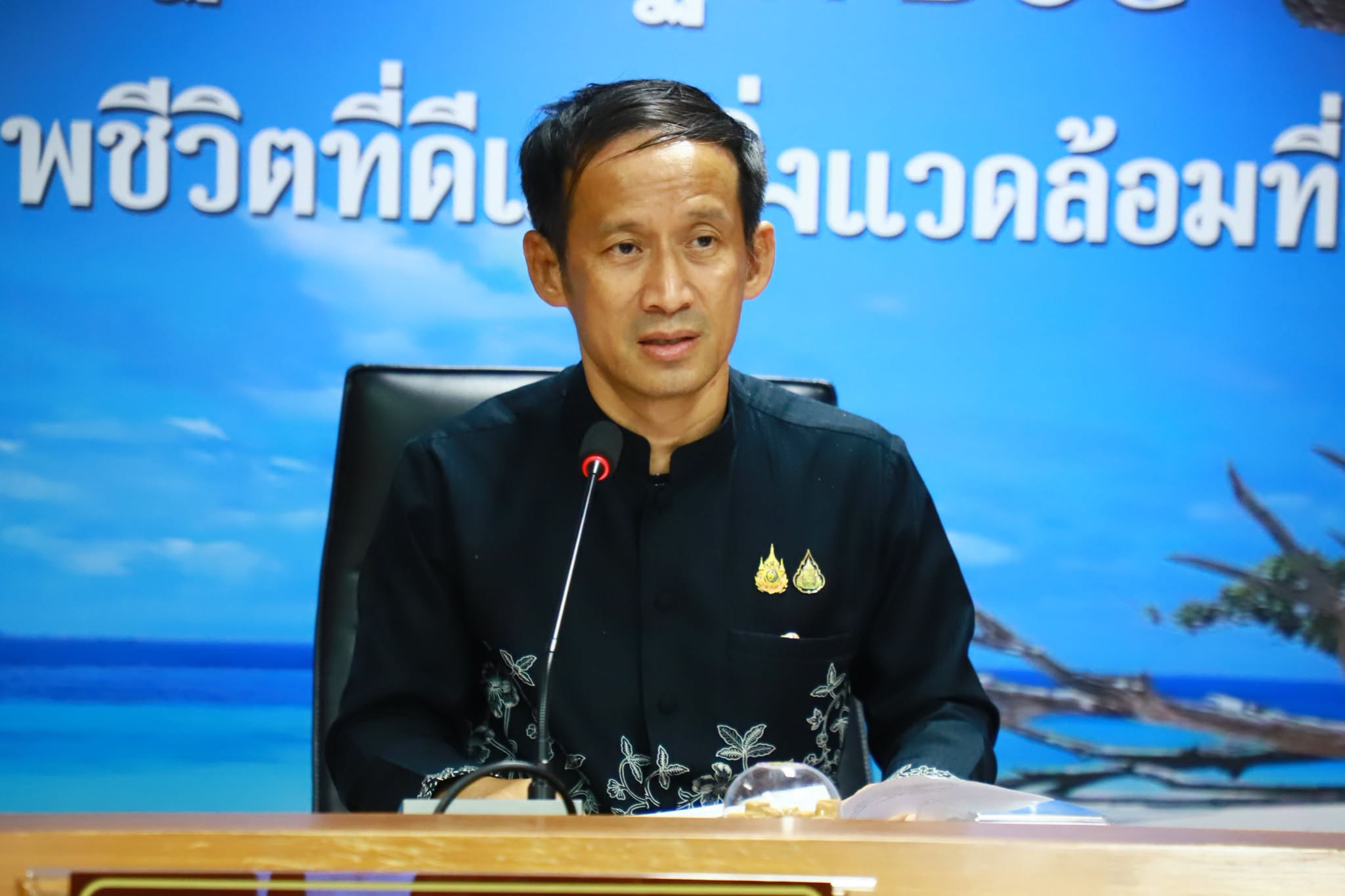 จังหวัดตรัง  พร้อมรับมืออุทกภัยในช่วงหน้าฝน  กำชับทุกท้องถิ่นเตรียมแผนการสูบน้ำระบายช้าลงพื้นที่ลุ่มต่ำหรือลุ่มน้ำต่าง ๆ พร้อมปฏิบัติตามแผนเผชิญเหตุอย่างเป็นระบบ   