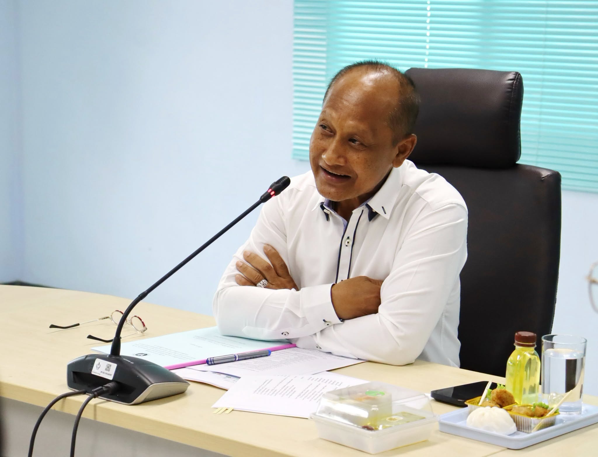 จังหวัดตรัง   ประชุมเตรียมความพร้อมจัดกิจกรรม &ldquo;แสงนำใจไทยทั้งชาติ เดิน วิ่ง ปั่น ป้องกันอัมพาต&rdquo; ครั้งที่ 12 เฉลิมพระเกียรติ
