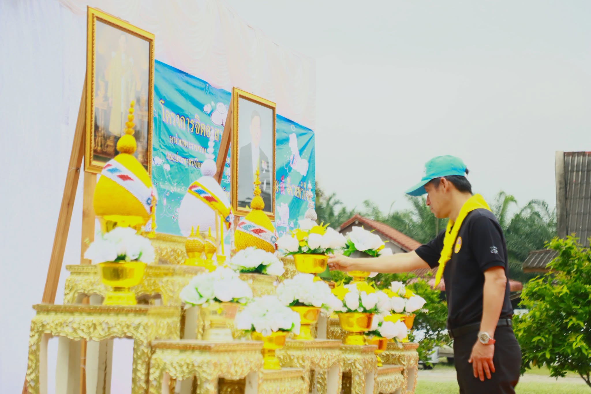 จังหวัดตรัง จัดกิจกรรมจิตอาสาพัฒนาเนื่องในวันนวมินทรมหาราช เพื่อถวายเป็นพระราชกุศลและน้อมรำลึกในพระมหากรุณาธิคุณอันหาที่สุดมิได้ของพระบาทสมเด็จพระบรมชนกาธิเบศร มหาภูมิพลอดุลยเดชมหาราช บรมนาถบพิตร ที่ทรงมีต่อปวงชนชาวไทย     